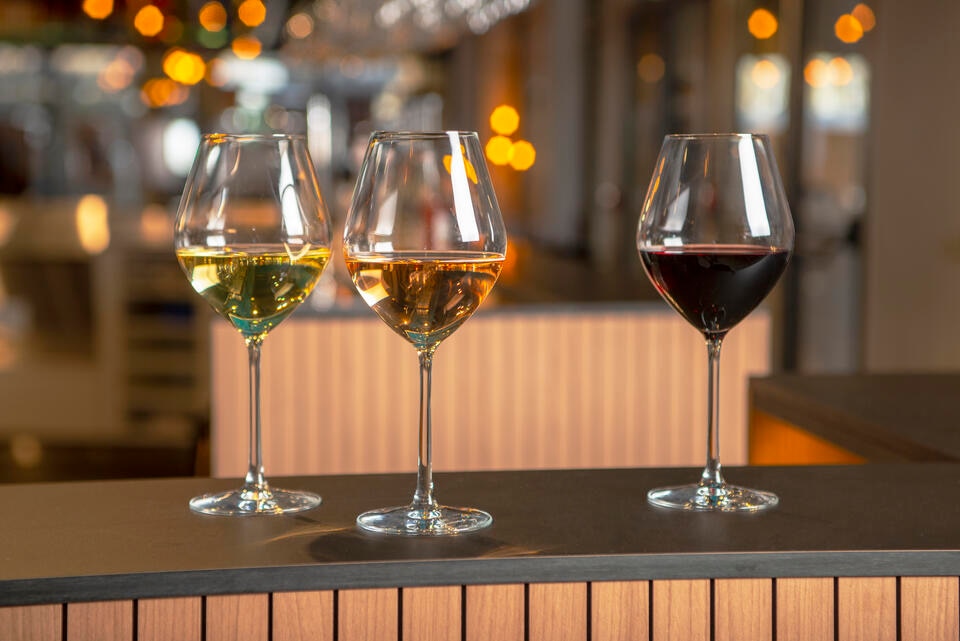 Photo non contractuelle Photos verres de vin